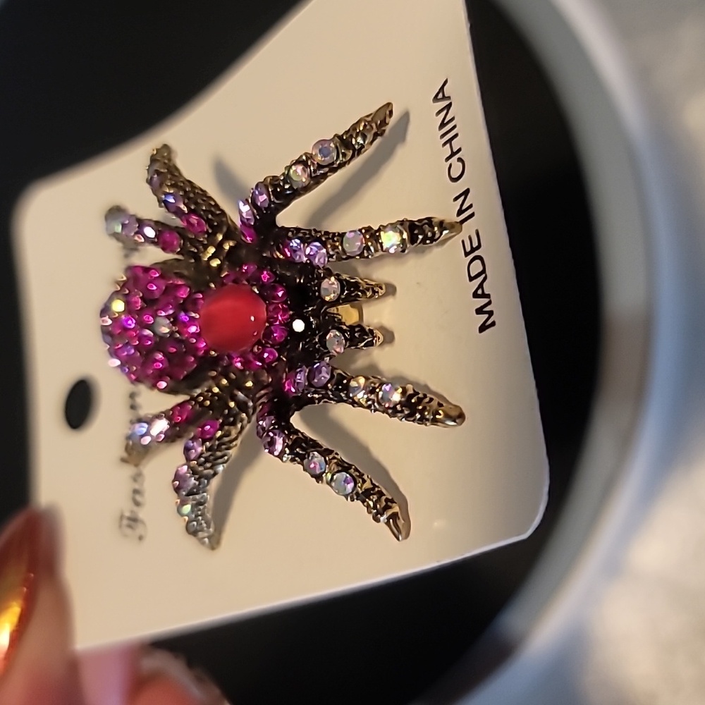 Fashion Jewelry Vibrant Purple and Silver Spider Brooch